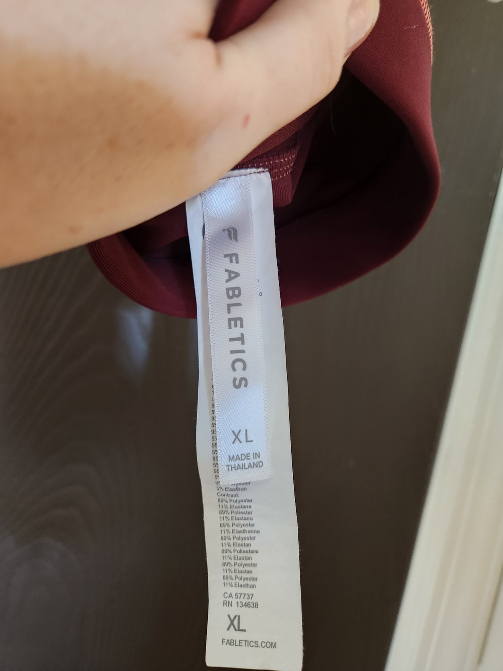 Fabletics XL Burgundy Zip Front Sports Bra